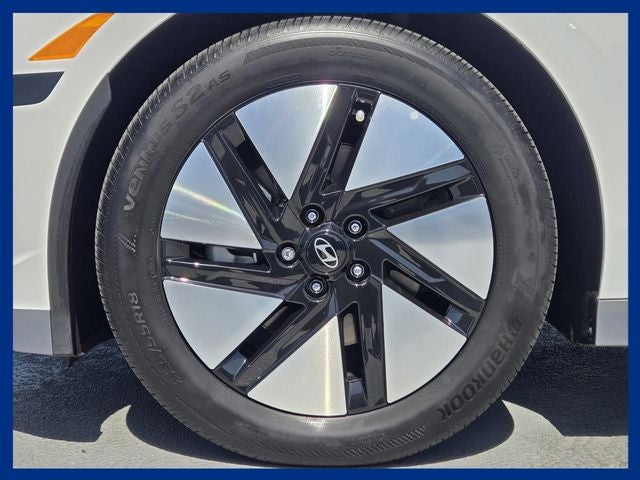 2024 Hyundai IONIQ 6 SE