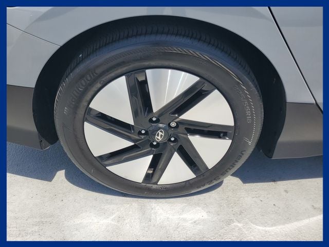 2024 Hyundai IONIQ 6 SE