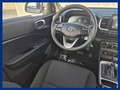 2023 Hyundai VENUE SE