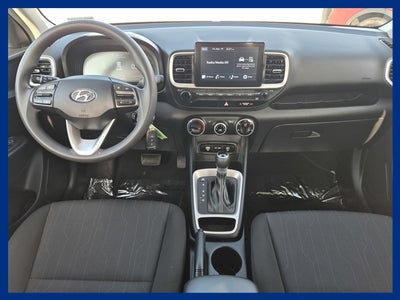 2023 Hyundai VENUE SE