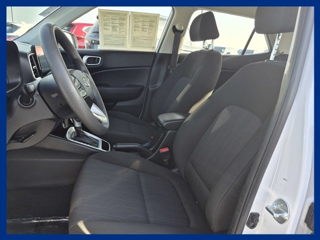 2023 Hyundai VENUE SE