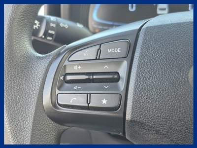 2023 Hyundai VENUE SE