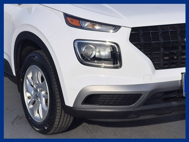 2023 Hyundai VENUE SE