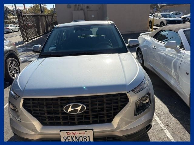 2023 Hyundai VENUE SE