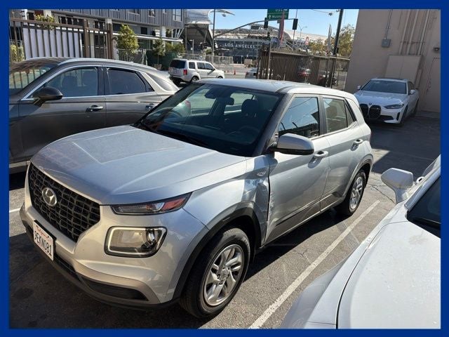 2023 Hyundai VENUE SE