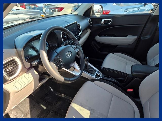 2024 Hyundai VENUE SEL