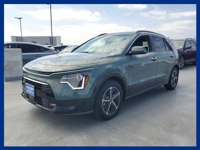 2023 Kia Niro SX