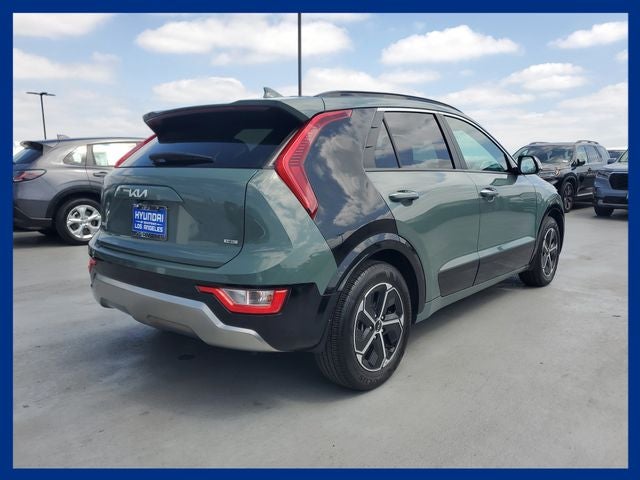2023 Kia Niro SX