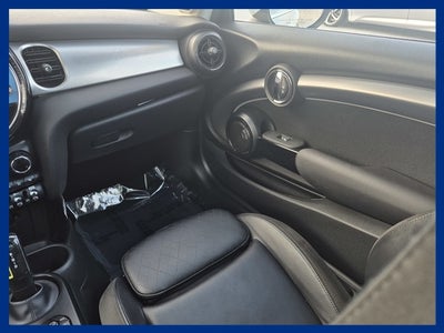 2023 MINI Cooper SE Electric Signature Plus