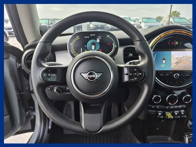 2023 MINI Cooper SE Electric Signature Plus