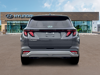 2026 Hyundai TUCSON SE FWD